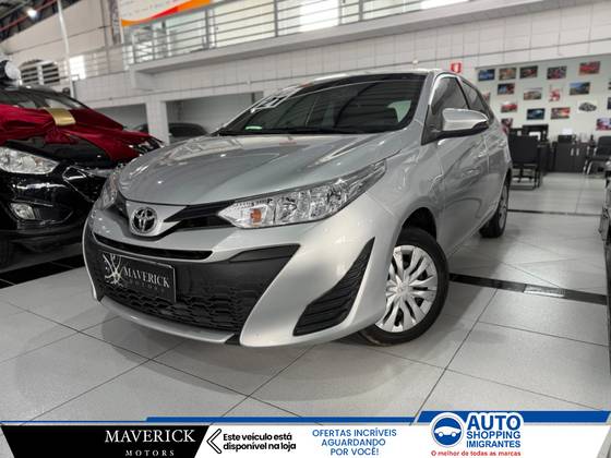 TOYOTA YARIS 1.3 16V FLEX XL LIVE MULTIDRIVE TOYOTA YARIS 1.3 16V FLEX XL LIVE MULTIDRIVE